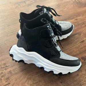 Sorel kinetic breakthru caribou waterproof boot